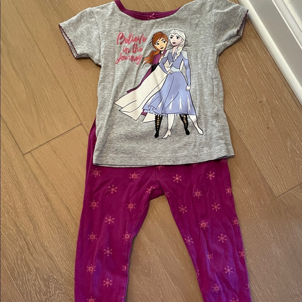Pajama sets - Picture 2 of 9